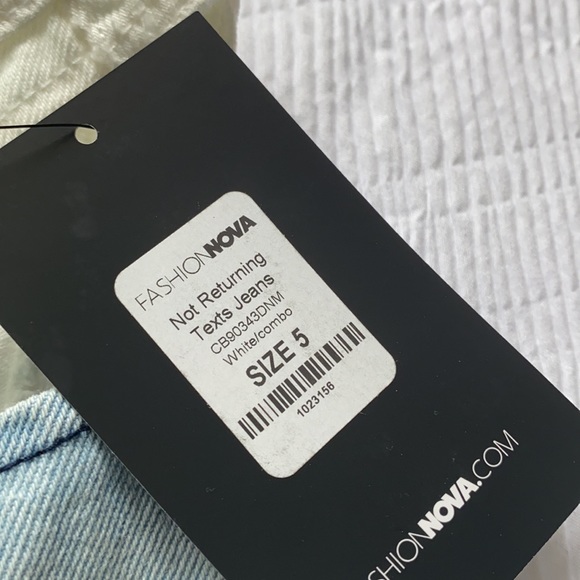 Denim jeans with a twist - Picture 2 of 2